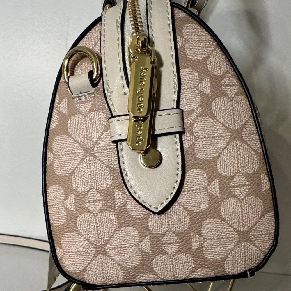 Kate Spade NY NWT Tan and Cream Cyndy Crossbody Satchel
